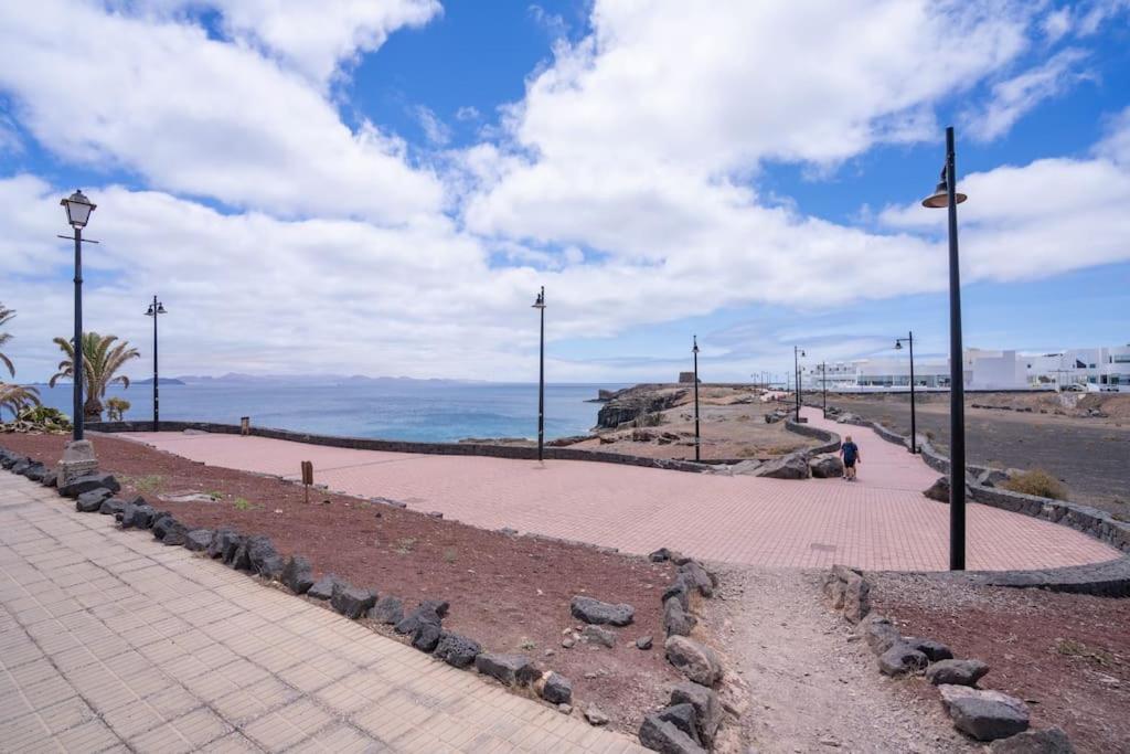 Beautiful Home In Lanzarote 5 Mins From Marina ปลายาบลังกา ภายนอก รูปภาพ